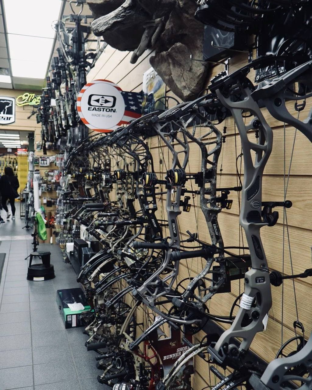The unified operator for the allocation of extra-budgetary sports funding in Kazakhstan — the Sports Fund Sport Qory — has provided the national Olympic archery team of the Republic of Kazakhstan with a full set of sports equipment.