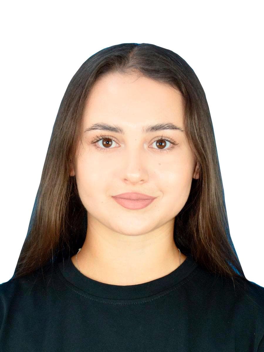 ЮНУСОВА Роксана